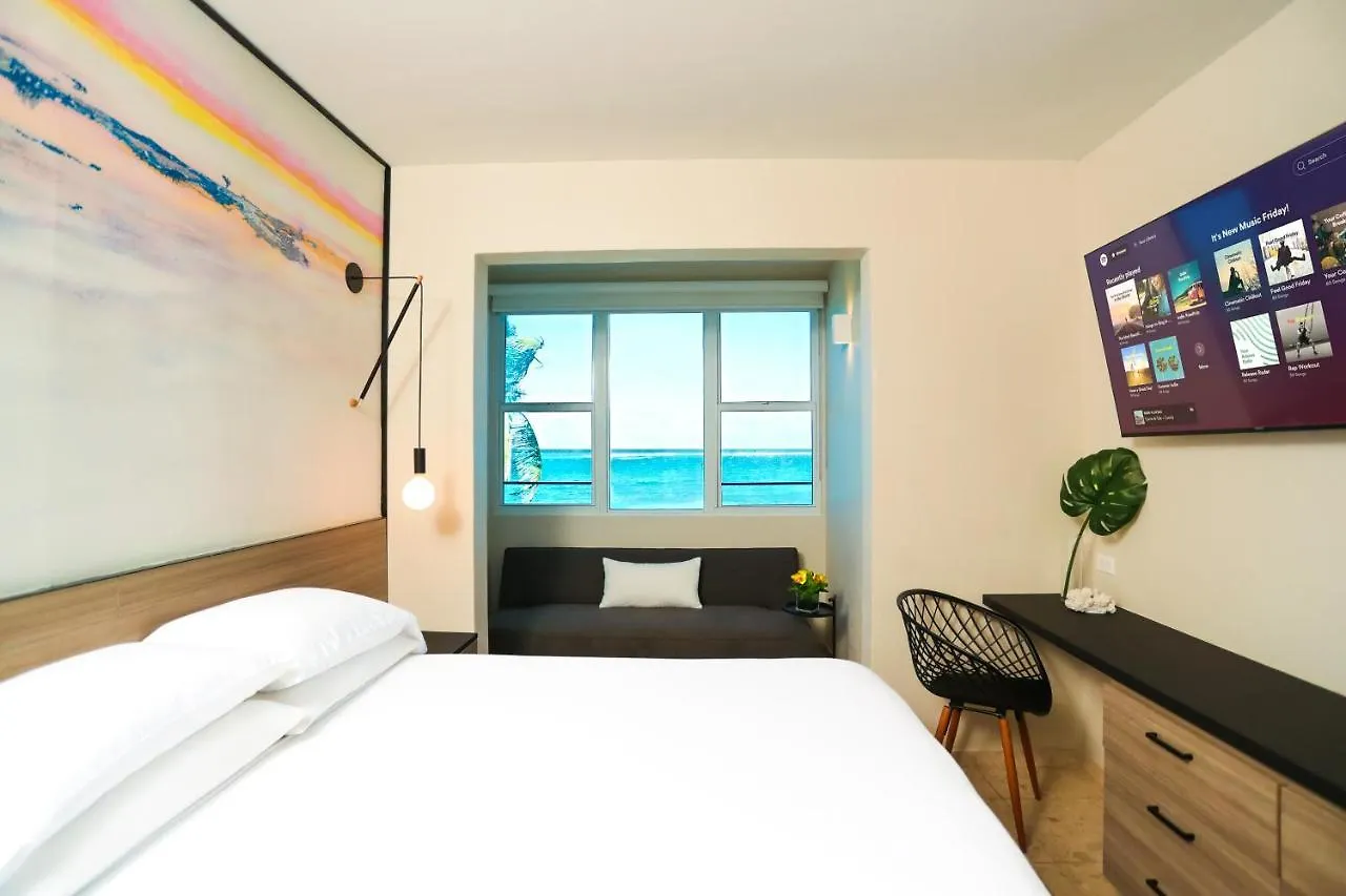 The Tryst Beachfront Hotel Σαν Χουάν